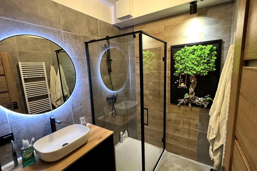 Lake Apartment, 2X Free Garage, 10 Mins To Centre Братислава Экстерьер фото