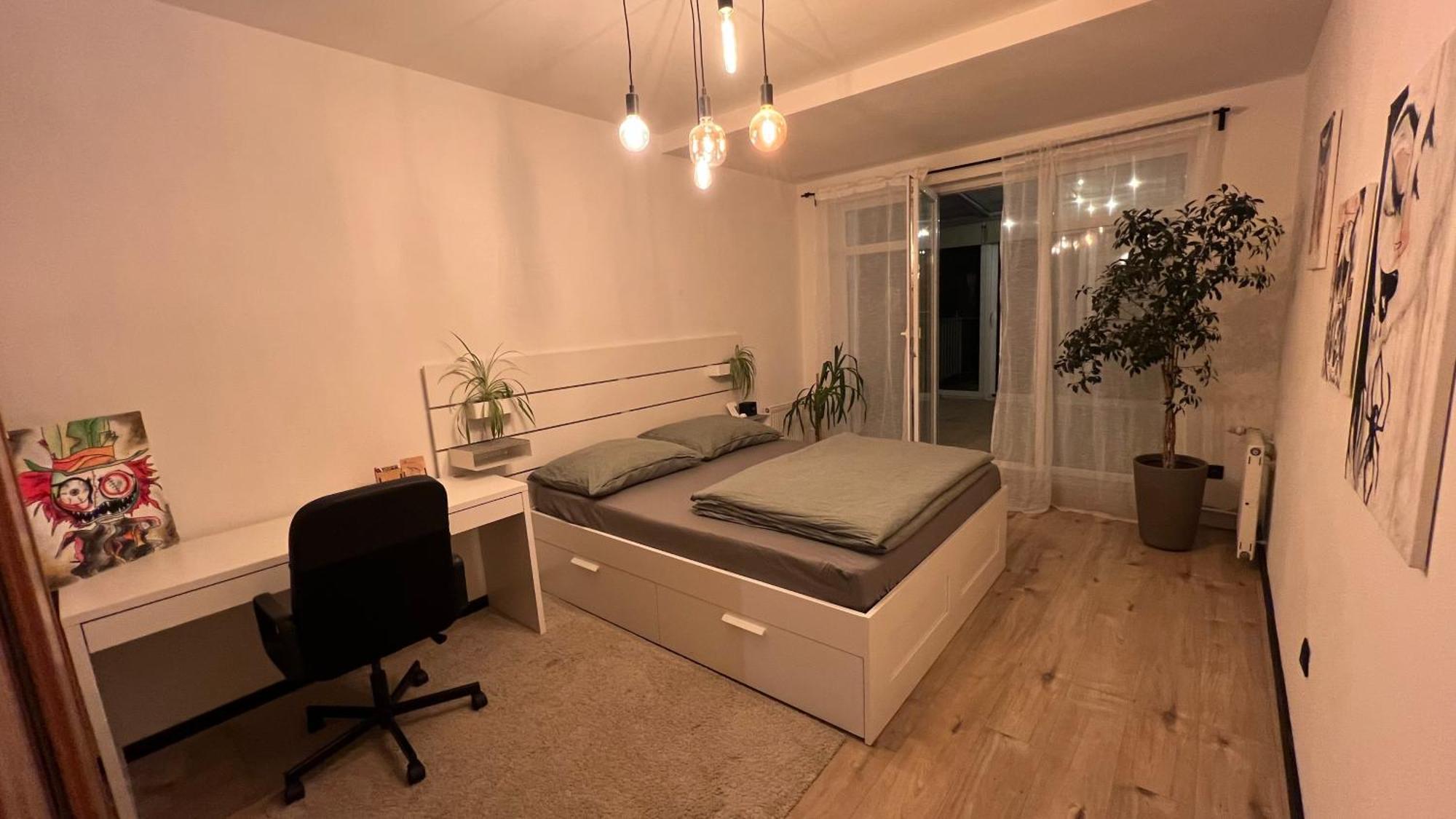 Lake Apartment, 2X Free Garage, 10 Mins To Centre Братислава Экстерьер фото